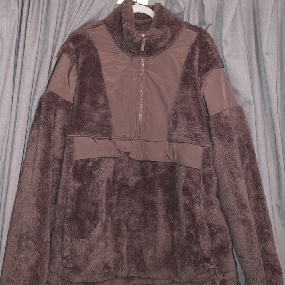 Brown Sherpa